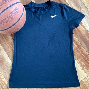Adult Small short sleeve Nike black Tee